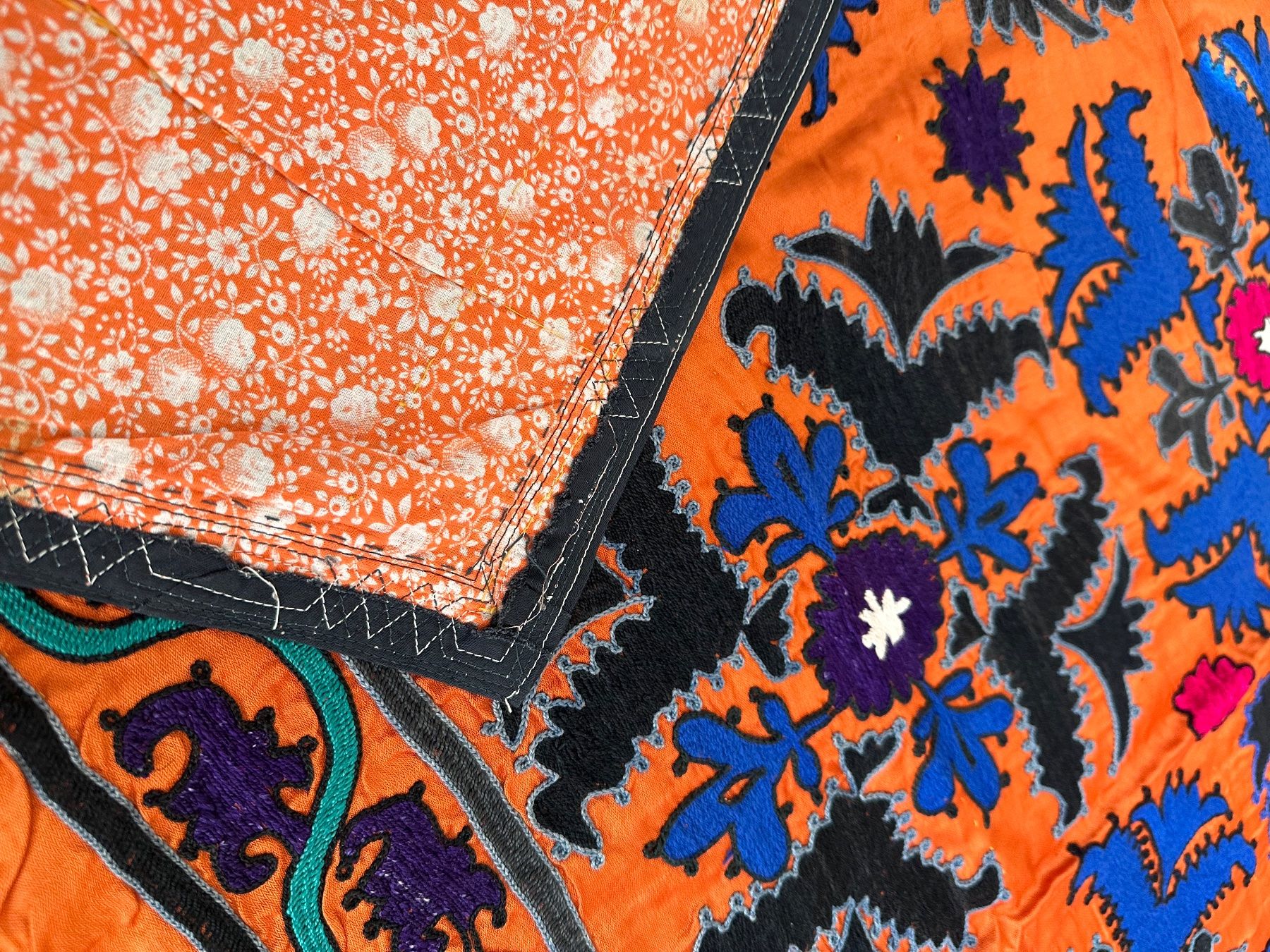 Teppiche: Suzani – Gebraucht aus Châtelaine von Boibek 4