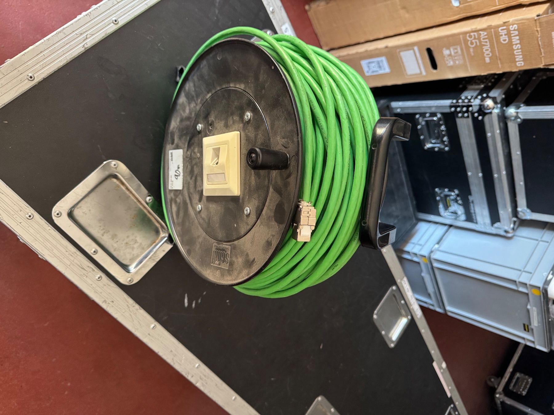 Cavi: Profi CAT 6A Kabelrolle 90m – Usato da Eiken venduto da Skylight 1