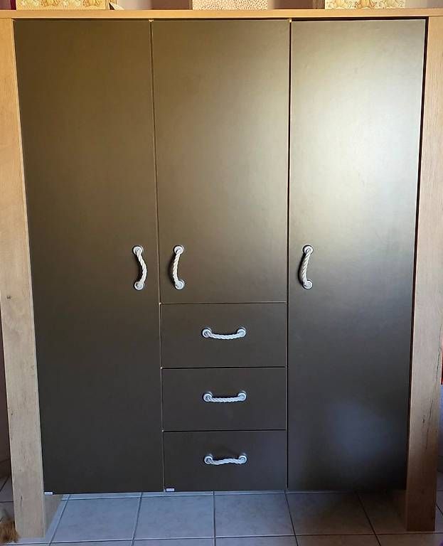 Betten: Chambre bébé évolutif  – Gebraucht aus les Evouettes von gapro 3