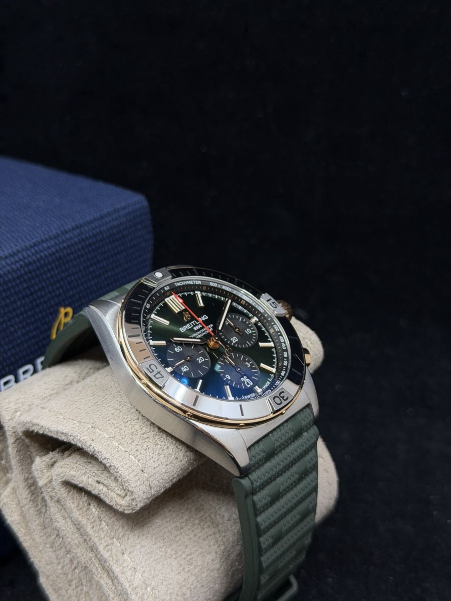 Breitling Orologi: Breitling Chronomat 2025 – Usato da Zürich venduto da Centralwatches 1