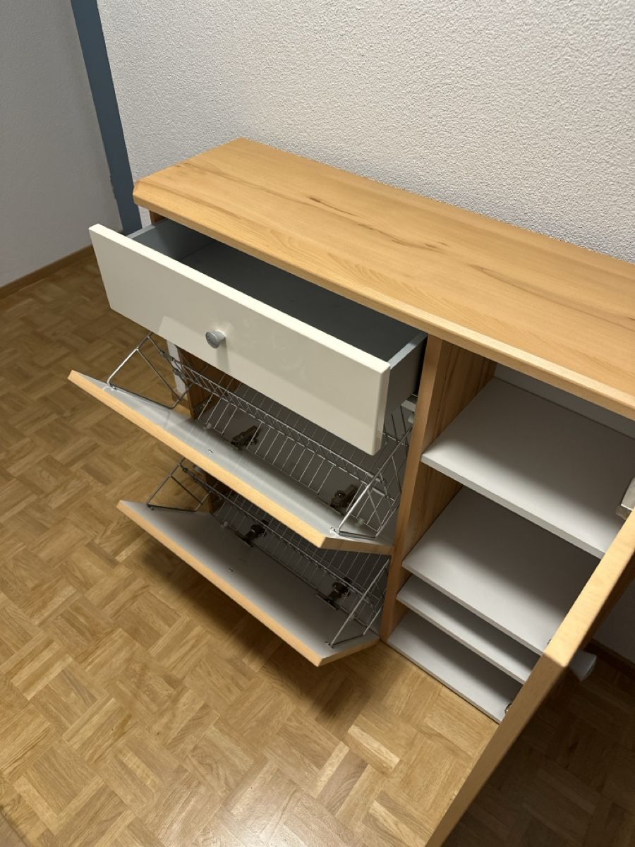 Armoires: Schuhschrank – D'occasion à St. Gallen par djp_7d62 2