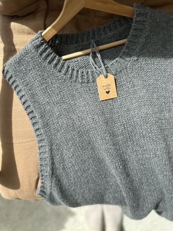 Handgestrickte Veste aus Baby Alpaka & Merino