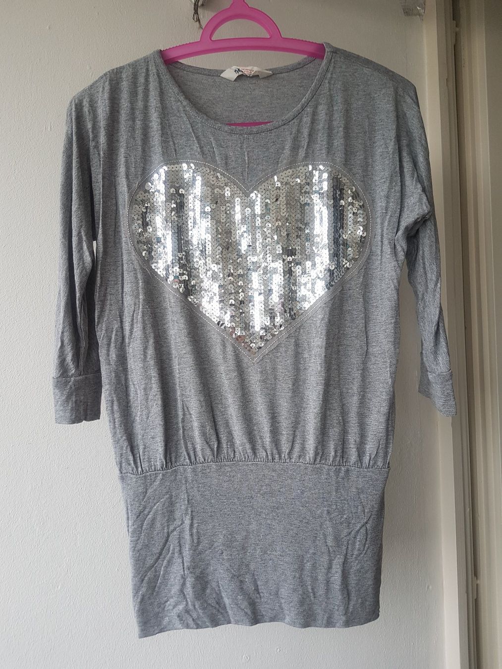 H&M T-shirt: T-shirt manche longe H&M – Usato da Châtelaine venduto da kbabs