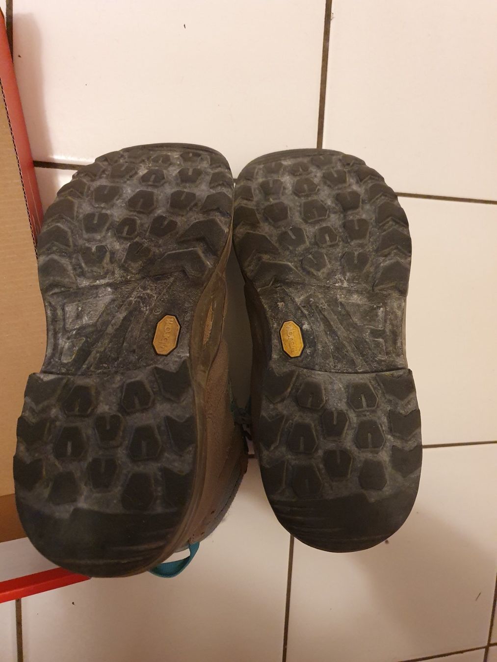 Lowa Scarpe per ragazzi: Lowa Wanderschuhe Kinder Gr. 36 – Usato da Genève venduto da sve_kk28 1