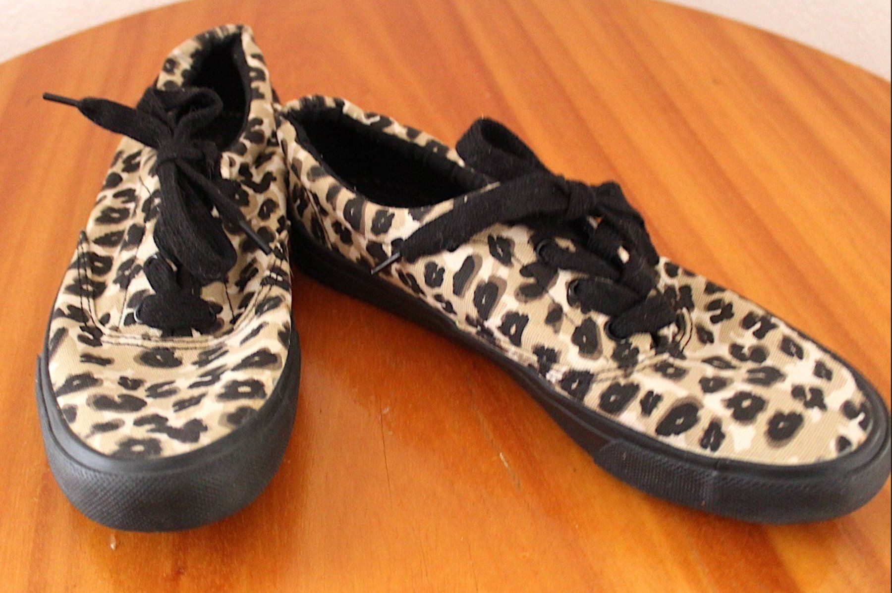 Damenschuhe: Sommer Damenschuhe Leopardenmuster Gr.38 – Gebraucht aus Locarno von madame-tus-sauds 4