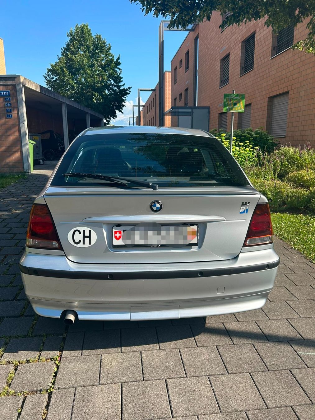 BMW Automobili: BMW 316i – Usato da Steffisburg venduto da superchivo 2