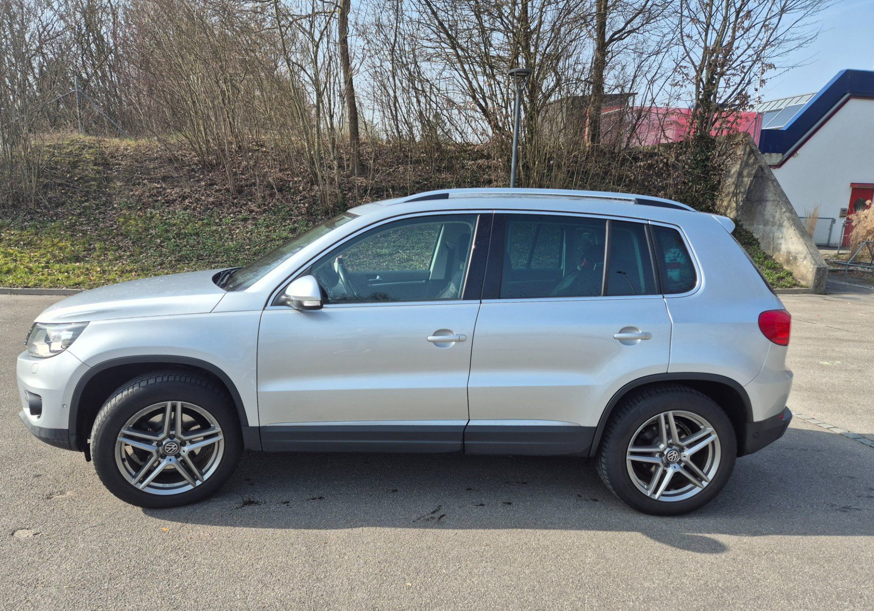 VW Automobili: VW Tiguan 2.0TDI BMT 2011 – Usato da Zuchwil venduto da AdamO. 2