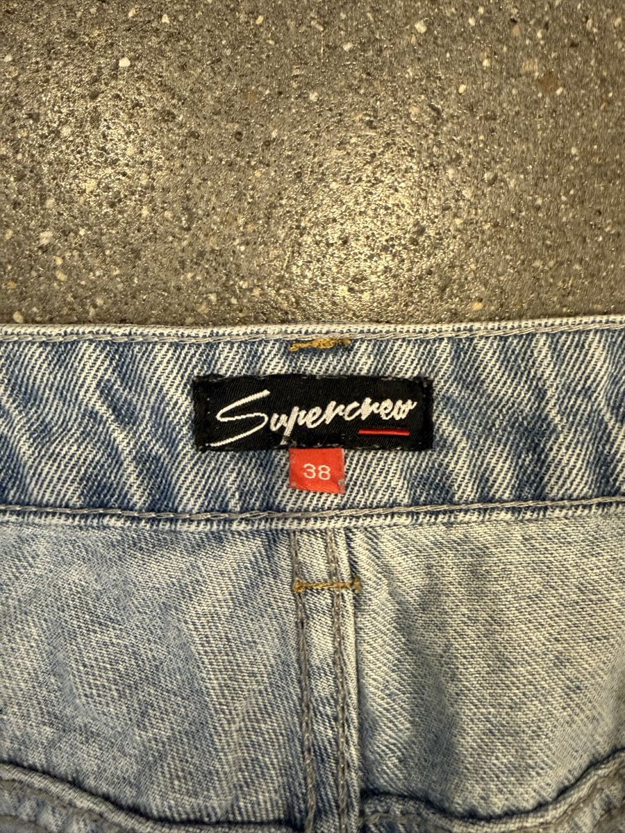 Jeans: Jeans hellblau Grösse 38  – D'occasion à Niederbipp par Swiss_855 2