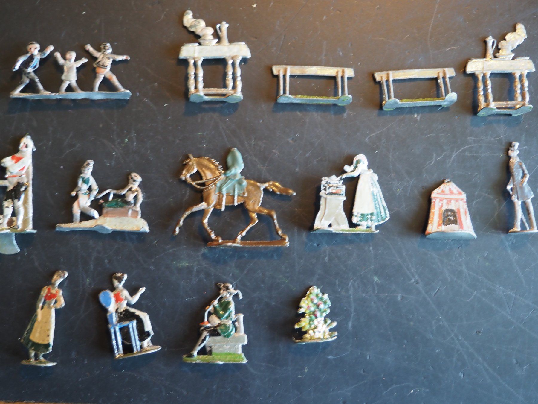 Statuette: Zinnfiguren: Diverse verschiedene – Usato da Schänis venduto da Wewu 3