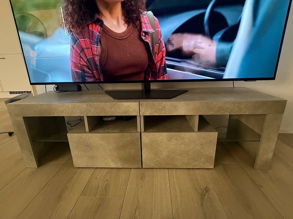 Meubles TV: Fernsehkommode – D'occasion à Benken SG par sar_9dsn