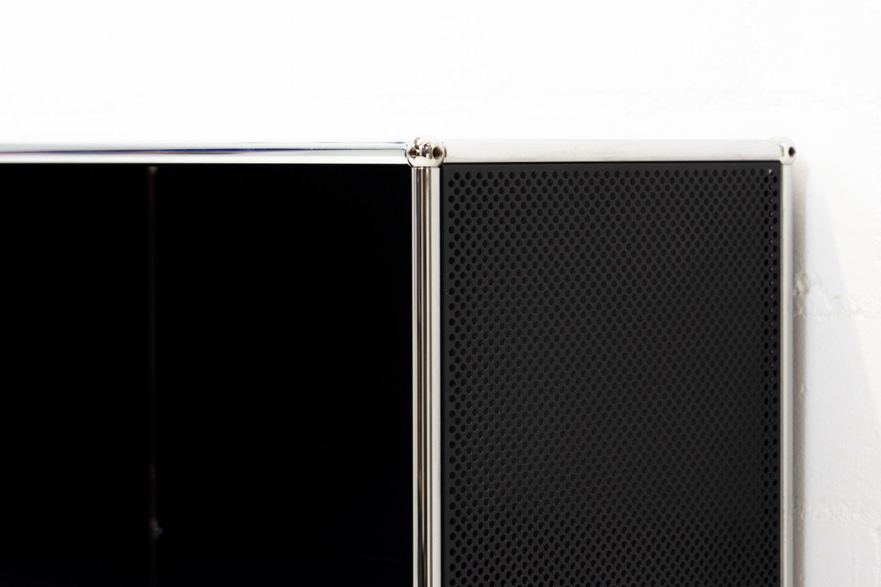 USM Kommoden: USM Haller Sideboard Graphit Schwarz N. 25 Lieferung möglich – Gebraucht aus Schaffhausen von Studio-Ara 5