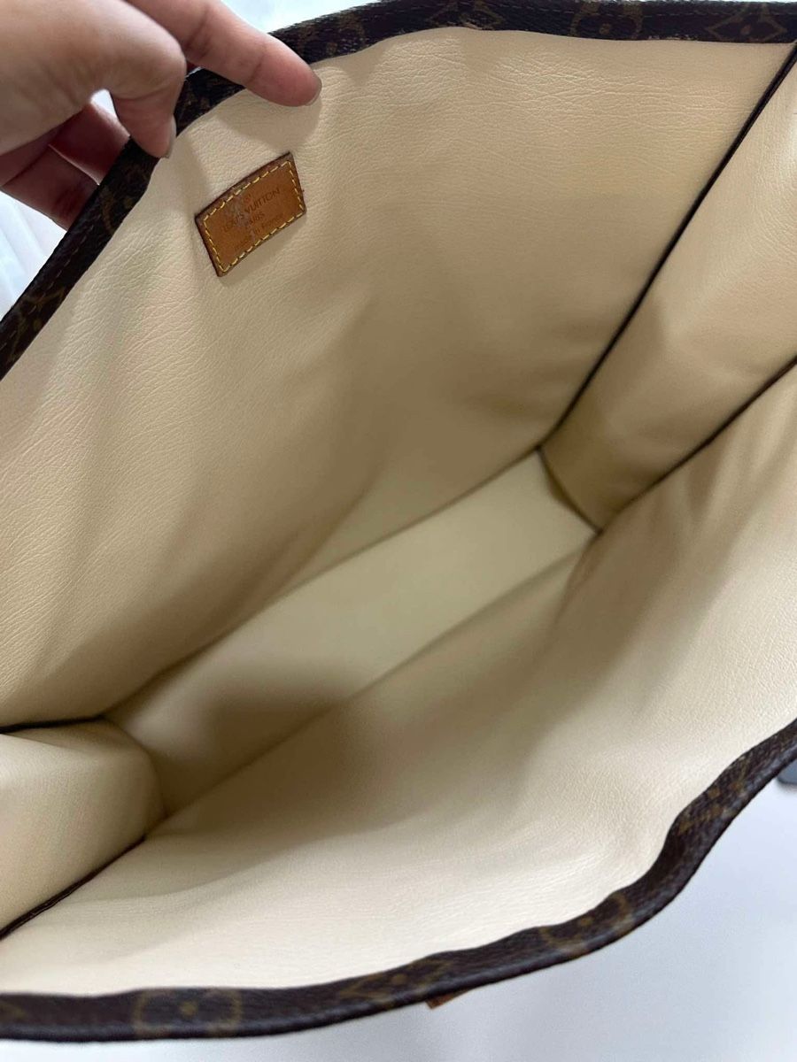 Louis Vuitton Taschen für Damen: Louis Vuitton Sac Plat Handtasche besteht – Gebraucht aus Widnau von Pukpan_99 6
