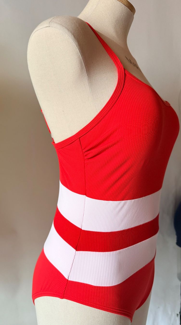 Costumi da bagno & Bikini: VENICE BEACH, Badekleid, Grösse 42C/D, Farbe Rot – Nuovo e nell'imballaggio originale da Rudolfstetten venduto da gst_g7xl 1