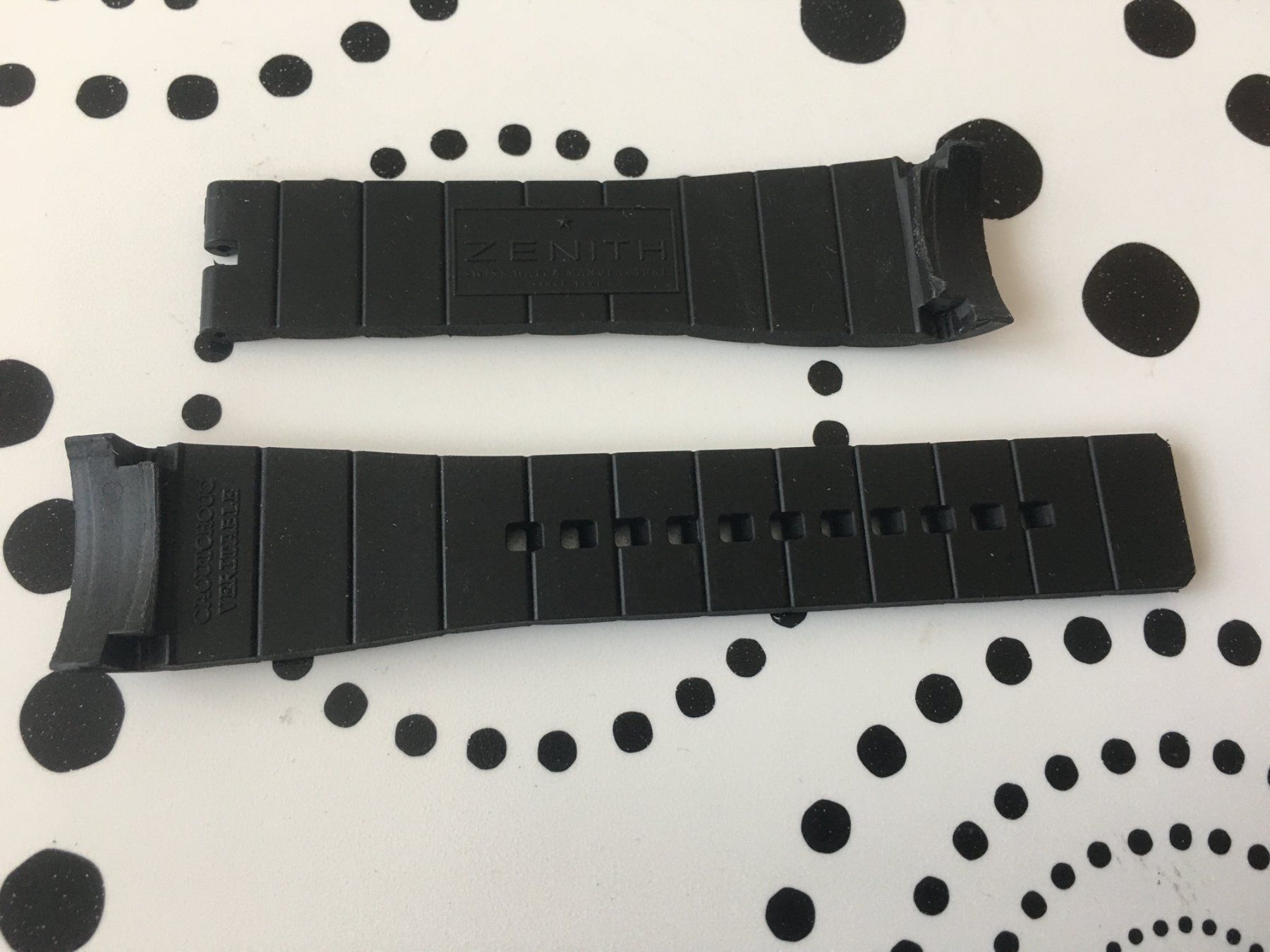 Bracciali & Braccialetti: ZENITH ORIGINAL - BRACELET SILICONE - BLACK - NEW !!! – Nuovo (secondo la descrizione) da Epalinges venduto da watchforyou 1