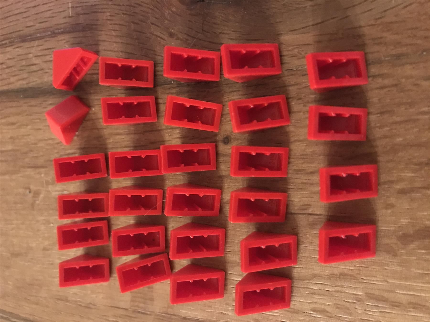 Lego Giocattoli: LEGO 28x Dachstein 2x1 45° – Usato da Müntschemier venduto da Svonae