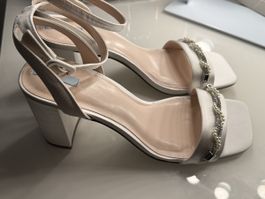 Brautschuhe mit Absatz, Gr. 38.5 NEU!