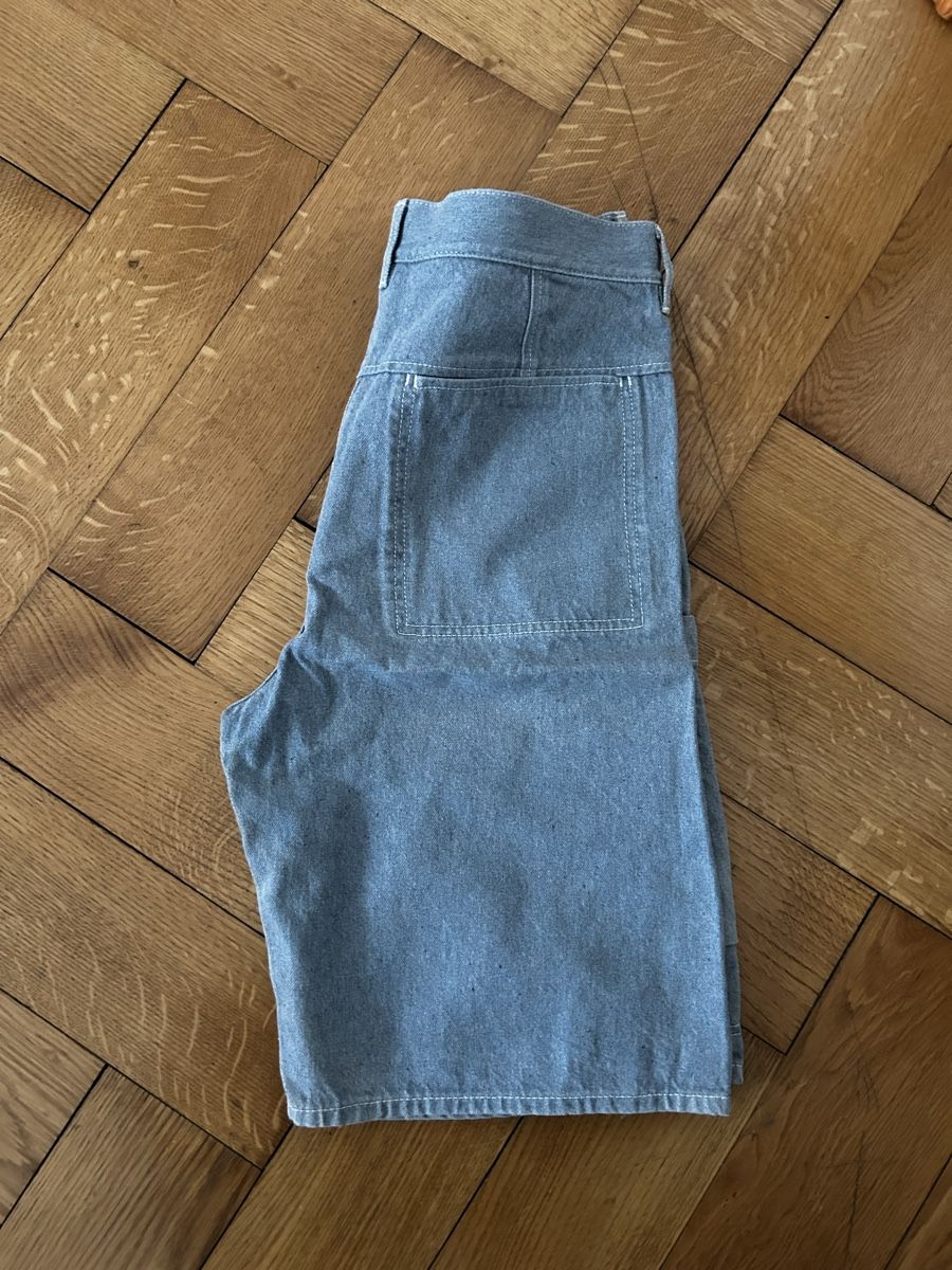 Cos Pantaloni: cos shorts – Usato da Zürich venduto da ema_li 1