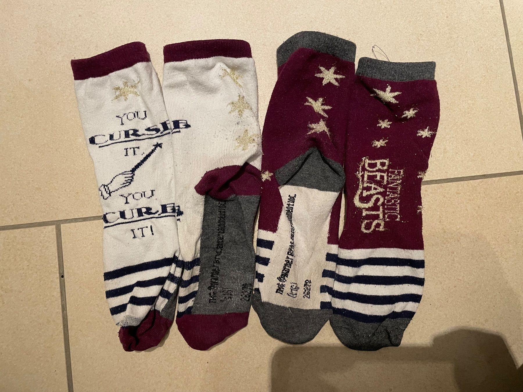 Calze: Fantastic Beasts 2 Paar Socken – Usato da Solothurn venduto da sil_g6ph