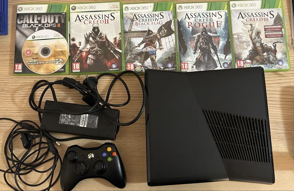Microsoft Console: XBOX 360 + Controller + Spiele – Usato da Zürich venduto da pat_tmx7