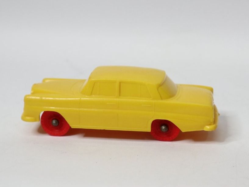 Giocattoli: Gummiauto Mercedes Benz – Usato da Eschenbach SG venduto da Astalavista 2