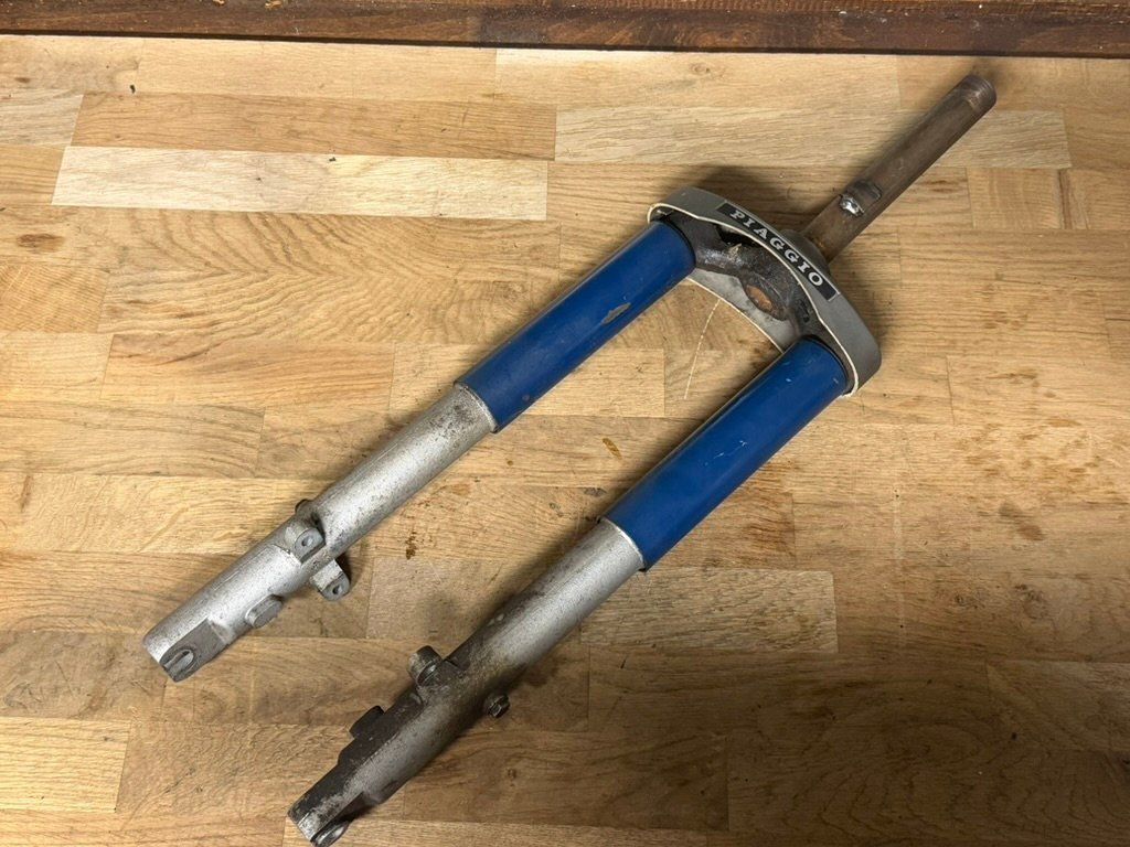 Piaggio Mofa-Ersatzteile: Gabel Piaggio Boxer original blau – Gebraucht aus Bolken von si.x.las 1