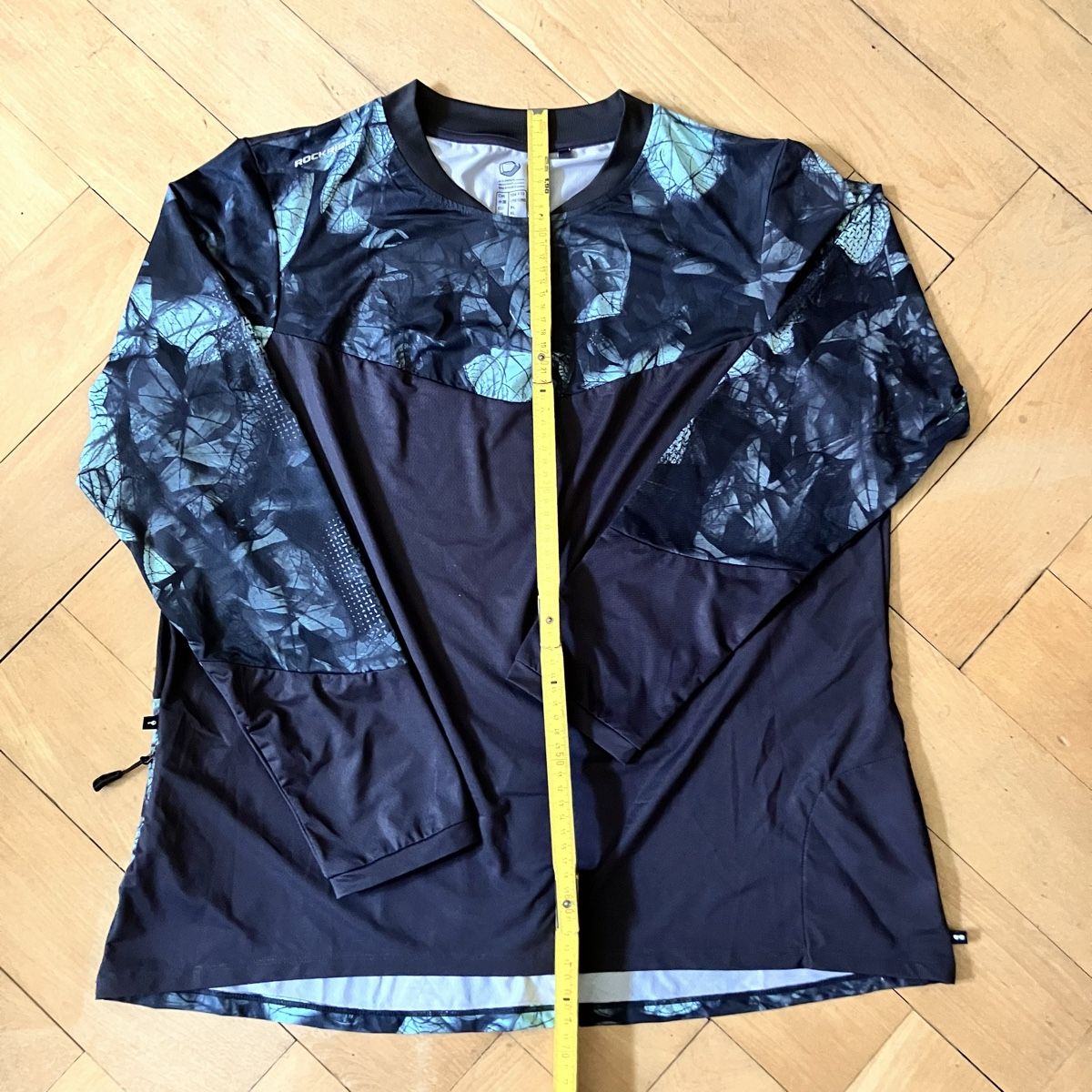Decathlon Canottiere & Pantaloni: Bikeshirt – Nuovo (secondo la descrizione) da Bern venduto da anjesdeberne 1