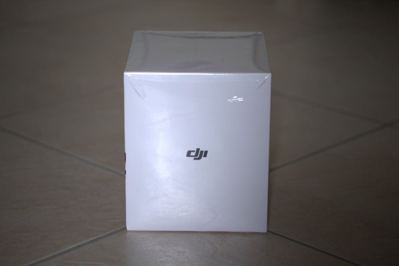 DJI RC Modellbau: DJI Avata Drone, Bundle Pro View, NEUF sous emballage scellé – Neu und originalverpackt aus Les Brenets von MentholIce