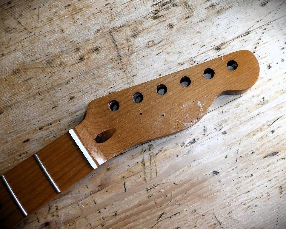 Strumenti musicali: Hals für Telecaster – Usato da Muri b. Bern venduto da Vogt3074