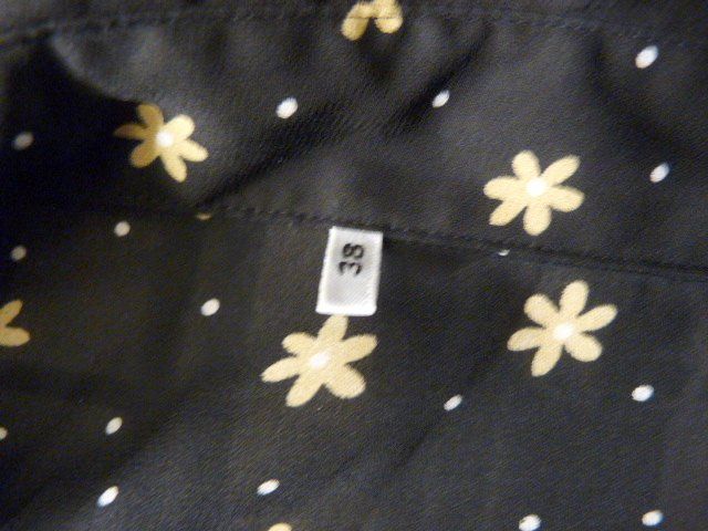 Camicette: Chiffonbluse, Gr. 38, schwarz-beige % – Usato da Nunningen venduto da Fashion-Ave51 4