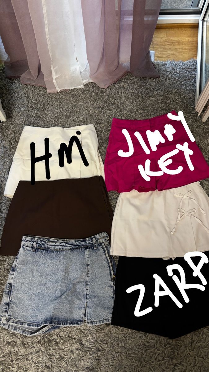 Gonne: Various Skorts hm zara  – Usato da Zürich venduto da dil_mdn7 2