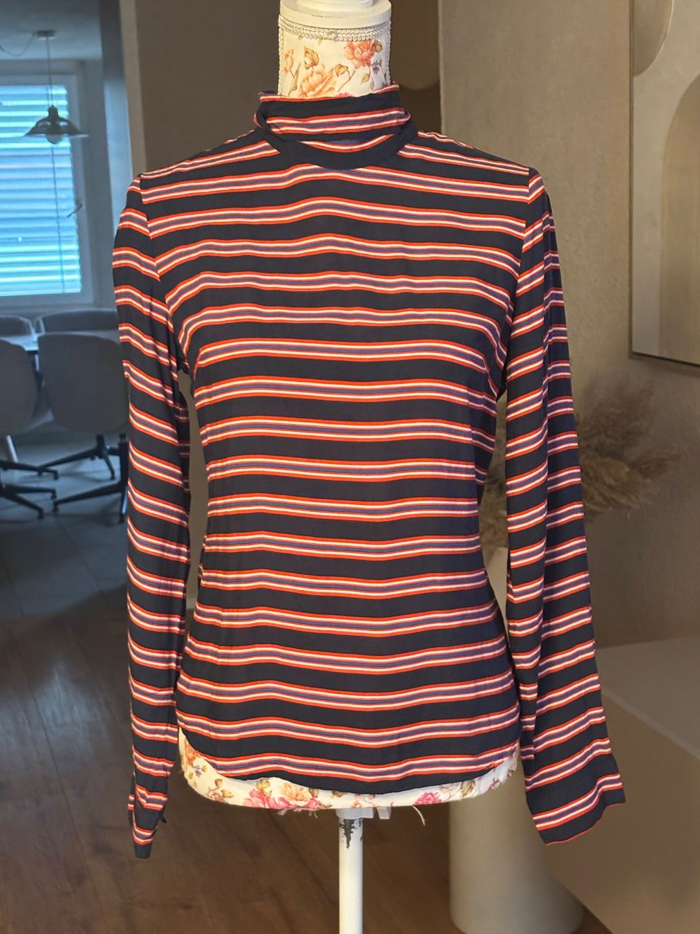 Emily van den Bergh Blusen: Emily Van Den Bergh Bluse – Gebraucht aus St. Margrethen SG von dijanaO 3
