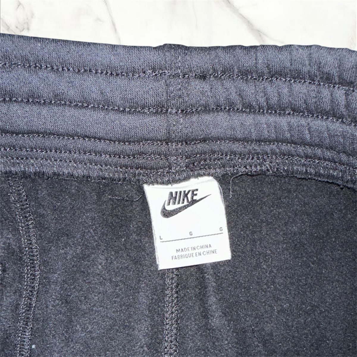 Nike Pantaloni: Nike Jogginghose Schwarz, Grösse L – Nuovo (secondo la descrizione) da Frenkendorf venduto da a_1999 2