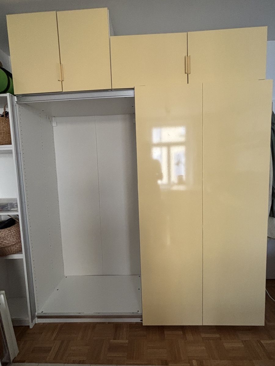 Armadi: Ikea PAX & Platsa Oberschränke – Usato da Zürich venduto da mel_jct7