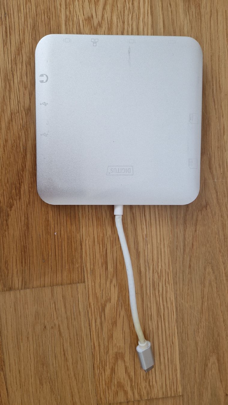 Docking station: Digitus Universal Docking Station USB 3.1 Type C MicroSD SD – Usato da Zürich venduto da zei_5xkm