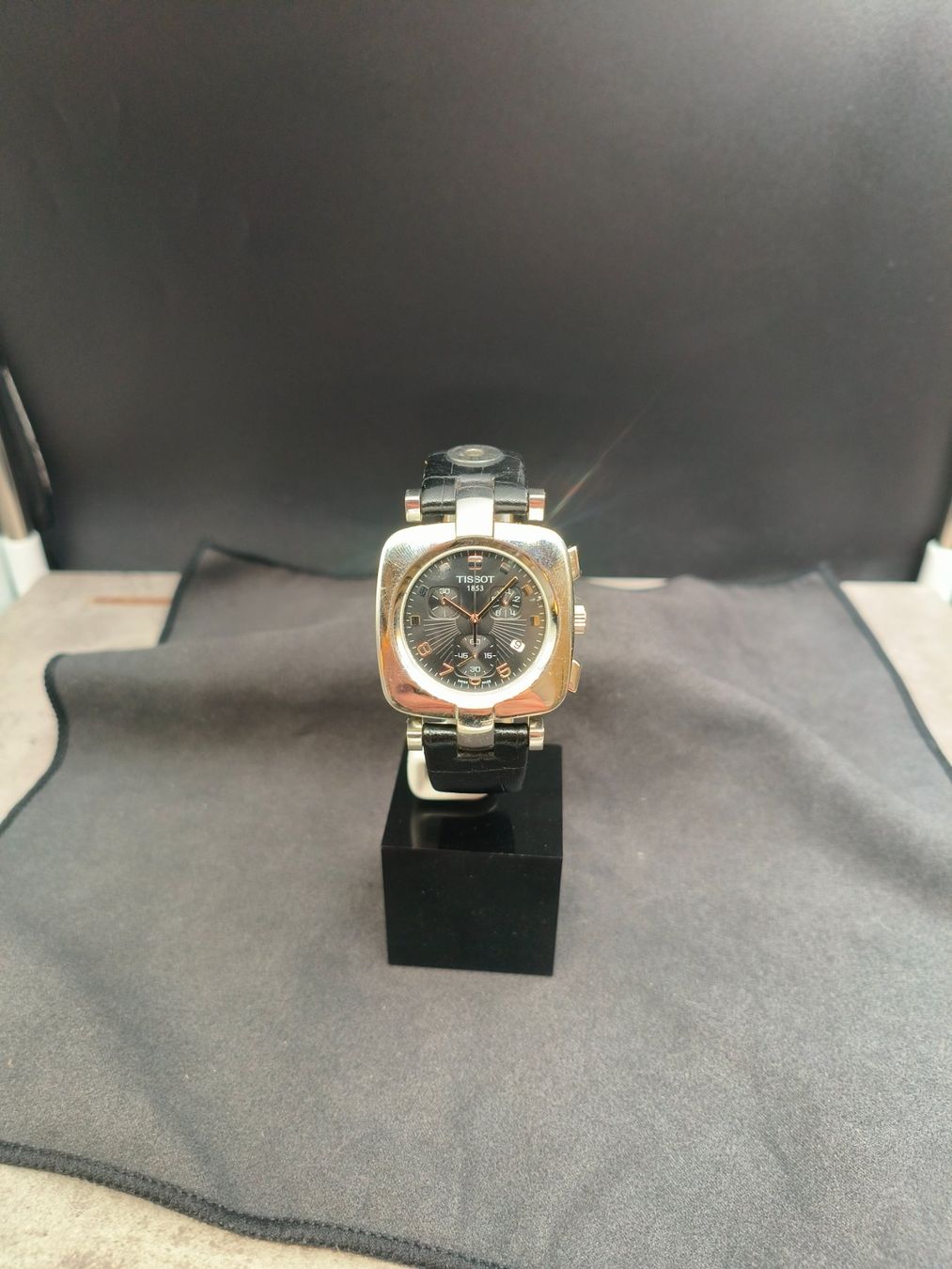 Tissot Montres: Tissot – Défectueux à La Chaux-de-Fonds par curtitswisswatches 2