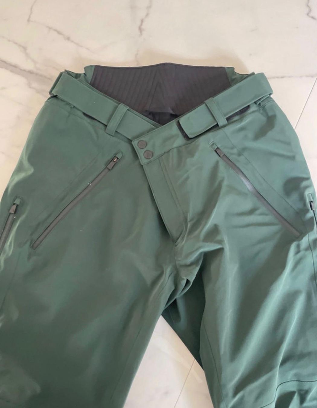 Pantaloni: Aztech ski pants green uomo – Usato da Pontresina venduto da cli_g8qv 3