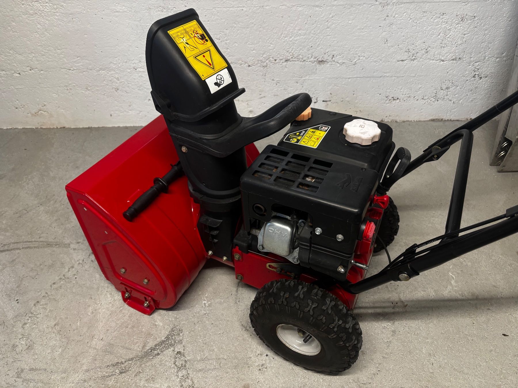 Mtd Tutte le macchine: Schneefräse MTD mit Antrieb – Usato da Lohn-Ammannsegg venduto da Lancer98 4