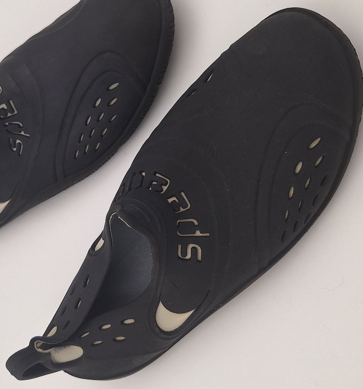 Herrenschuhe: Badeschuhe Spidi Grösse 39 schwarz – Gebraucht aus Horw von lee_mml6 1