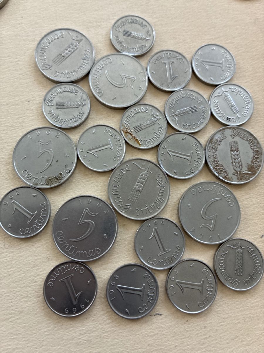 Toutes les monnaies: France 5 & 1 centimes – D'occasion à Hittnau par PfiHi01