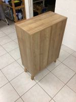 Kleiner Schrank / Kommode in heller Holzoptik