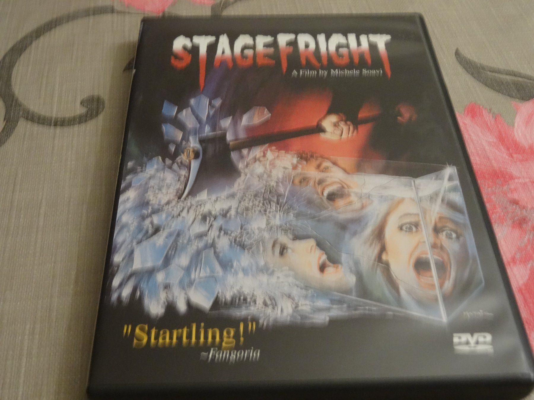 Alle DVDs: STAGEFRIGHT DVD Horrorfilm Michele Soavi – Gebraucht aus Olten von Disc-Verkauf