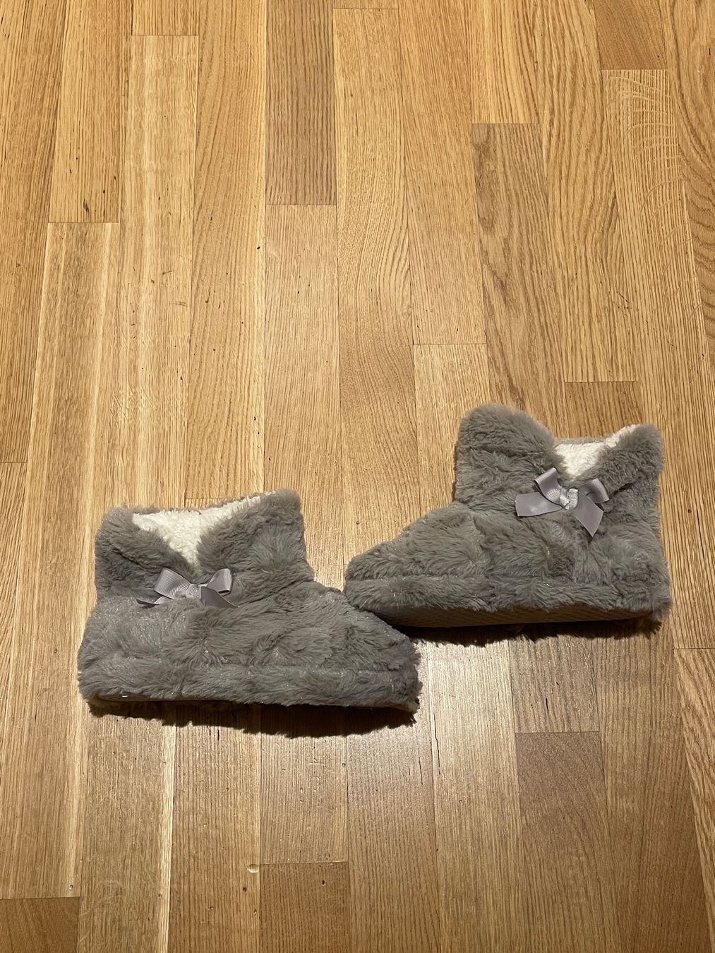 Scarpe da donna: Hausschuhe – Nuovo (secondo la descrizione) da Staufen venduto da GiuliettaD