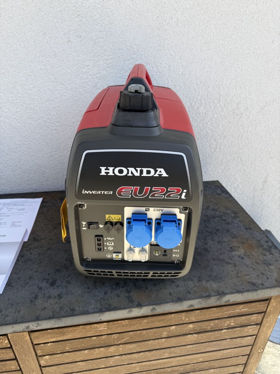 Honda Generatori di corrente: Honda EU22i – Usato da Neuwilen venduto da fal_qy7g