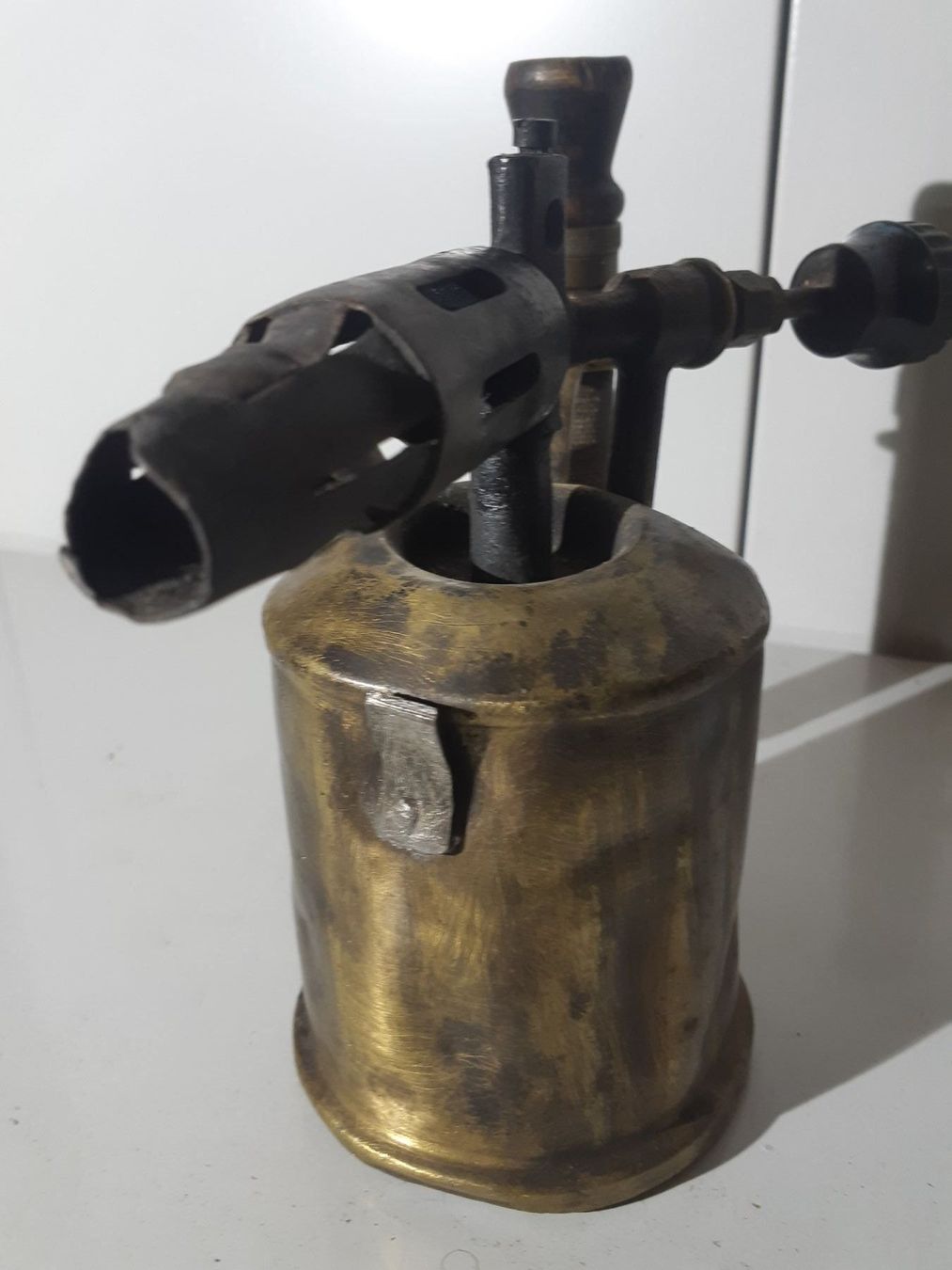 Tutti gli attrezzi: Antiker Petrol/Ölbrenner – Usato da Grindelwald venduto da carro5 3