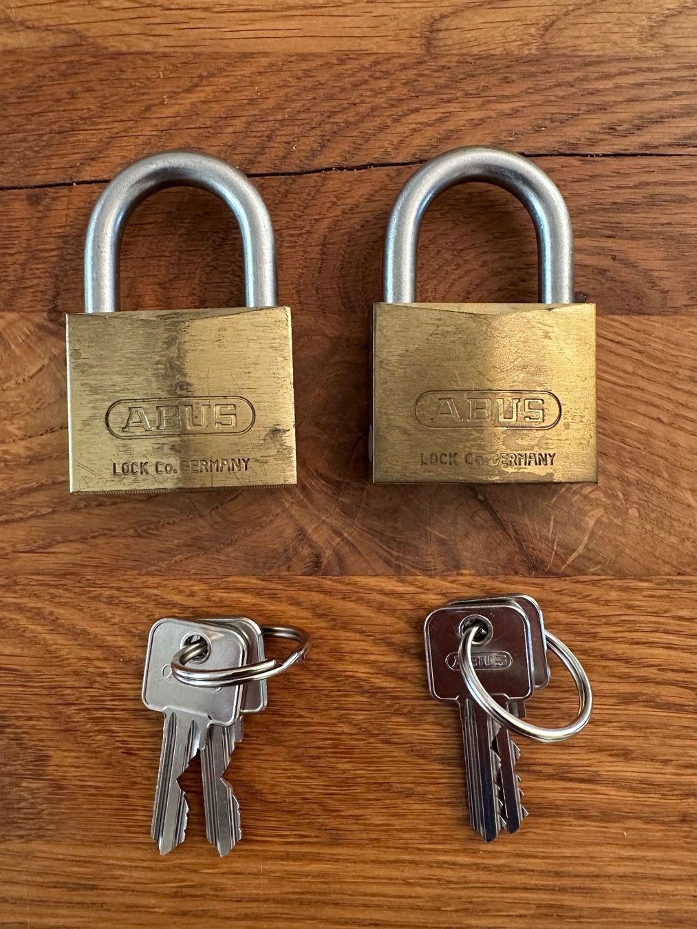 Abus Lucchetti: 2 x ABUS Messing Vorhängeschlösser 85/50 – Usato da Muttenz venduto da Marcello64 1