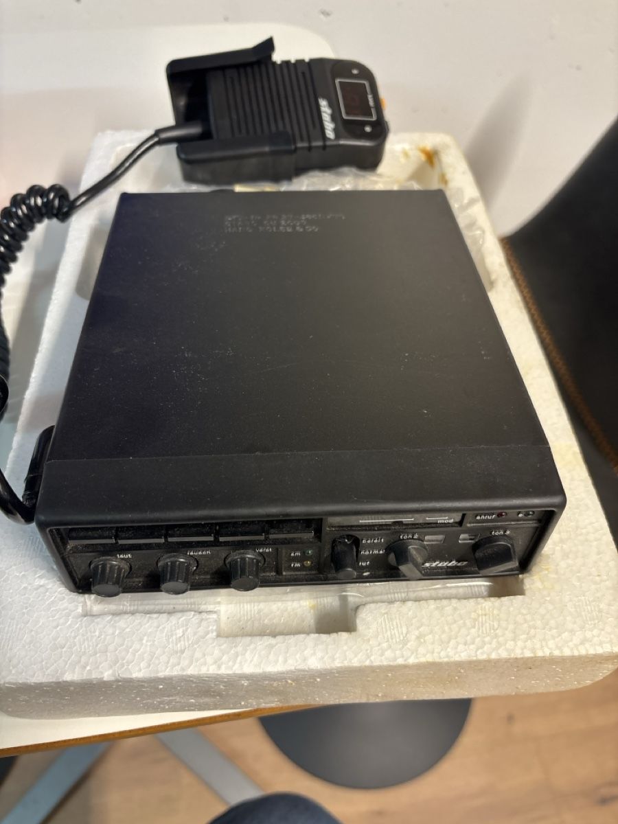 Radiocomunicazione: Radio CB Stabo SM 2000 Vintage con microfono originale! – Usato da basel venduto da Swiss._.1978