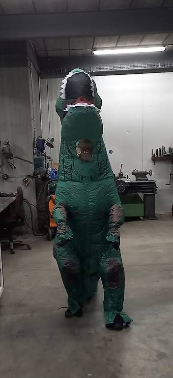 Costumes: Dino kostüm – D'occasion à Kallnach par Xx219 1