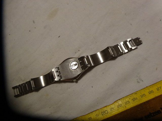 Swatch Montres: S-WATCH HERREN UHR,QUARTZ.SWISS MADE.LÄÜFT – D'occasion à zürich par ahmad01 7