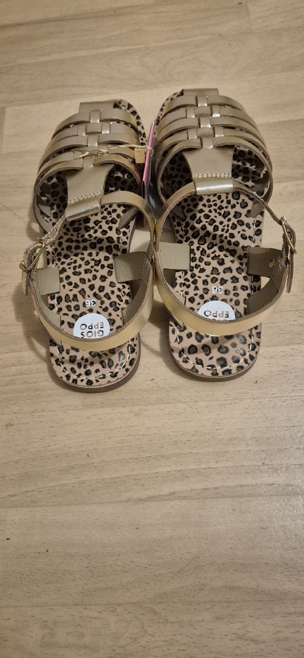 Scarpe per ragazze: Gios Eppo Sandalen, Gold – Nuovo e nell'imballaggio originale da Schwyz venduto da Vesparider01 2