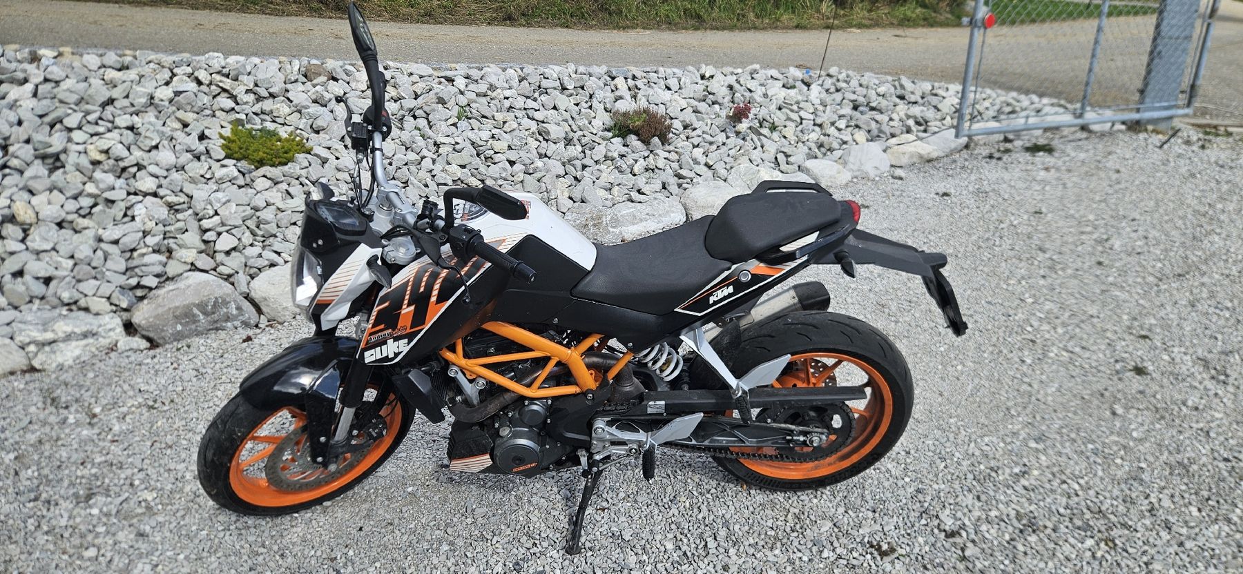 KTM Strada: KTM Duke 390 – Usato da Avry-devant-Pont venduto da gil_fsh9